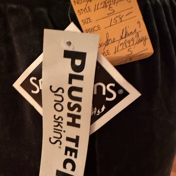 SNO SKINS VELVET MAXI SKIRT SMALL NWT - Picture 5 of 6